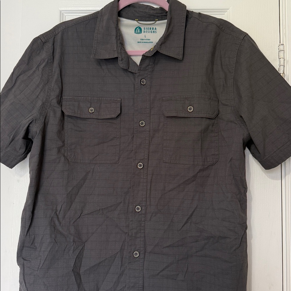 💙 Sierra Designs Button Down Shirt